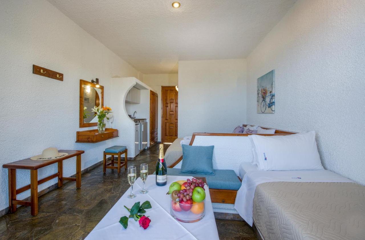 Folia Apartments Chania Agia Marina Buitenkant foto